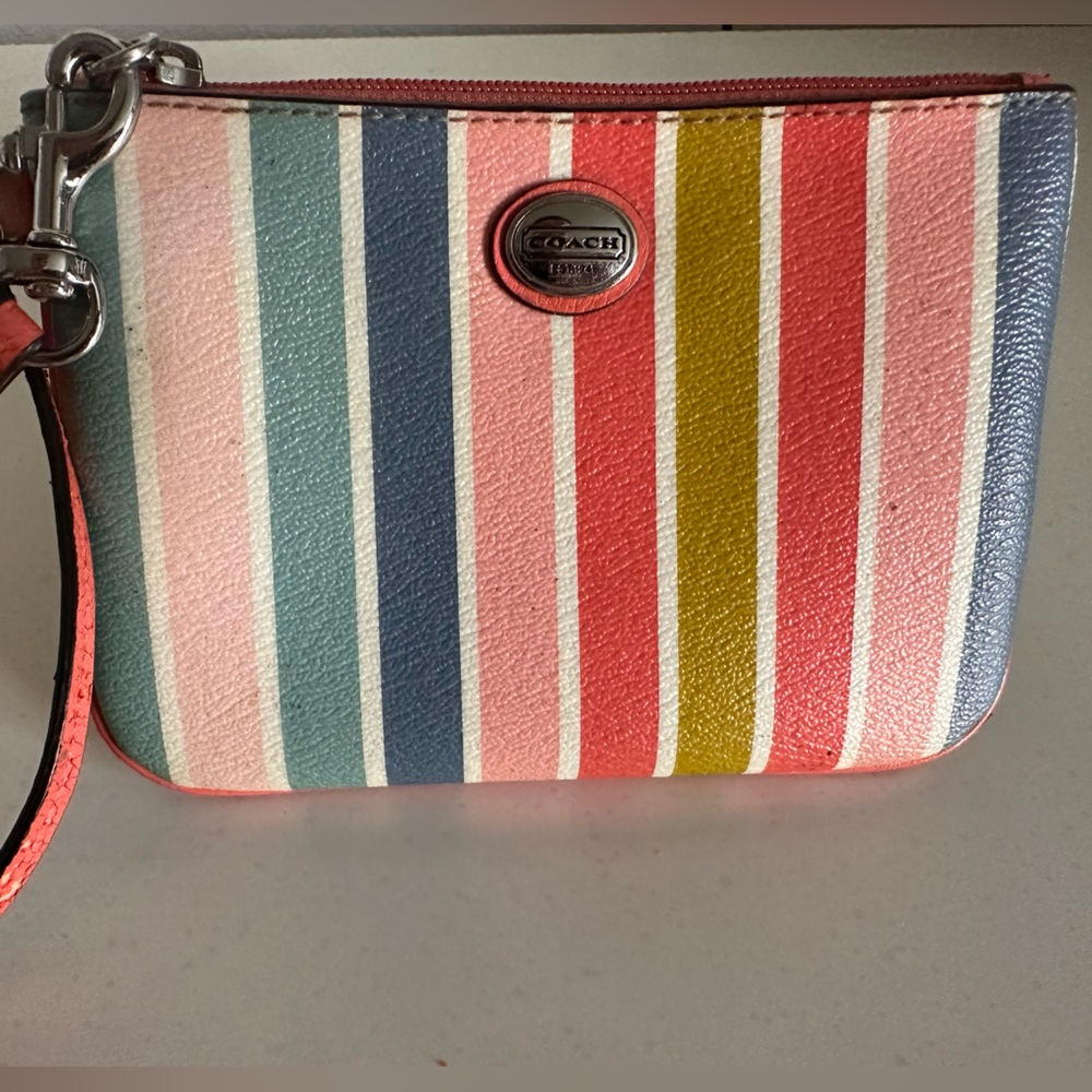 Coach ❤️ Striped Wristlet